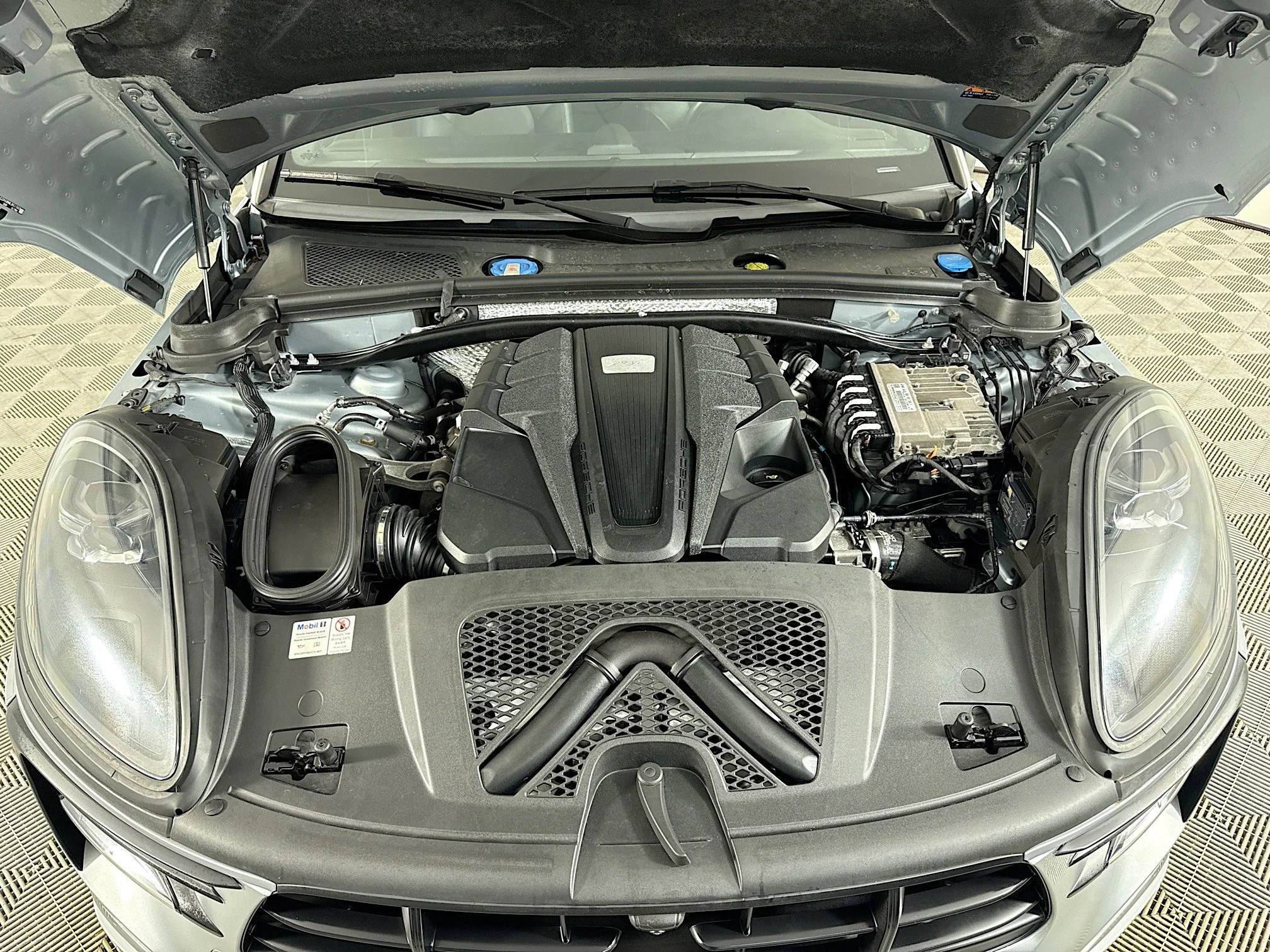 2021 Porsche Macan GTS - Photo 35