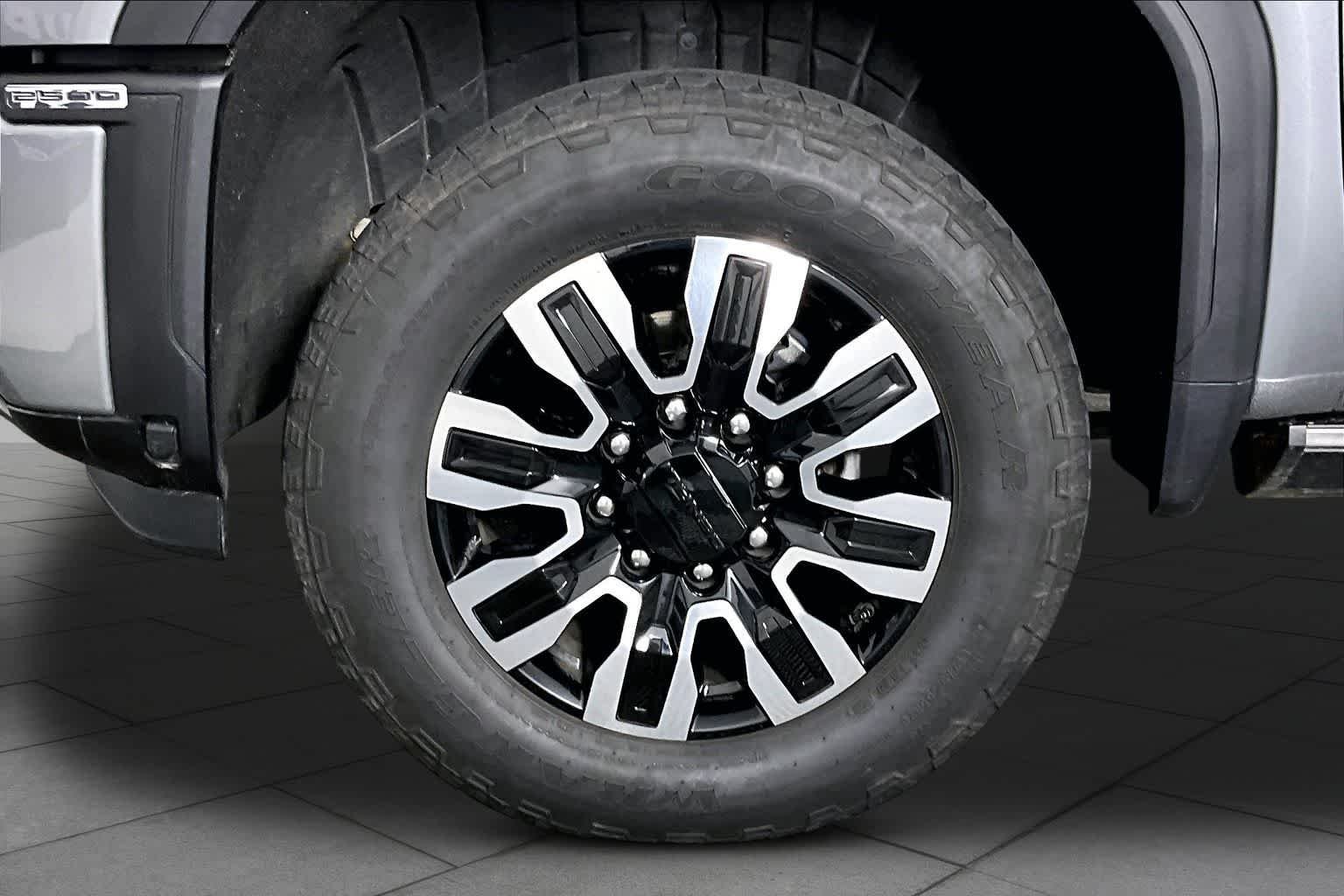 Used 2026 Sterling Metallic GMC Denali Ultimate image 11