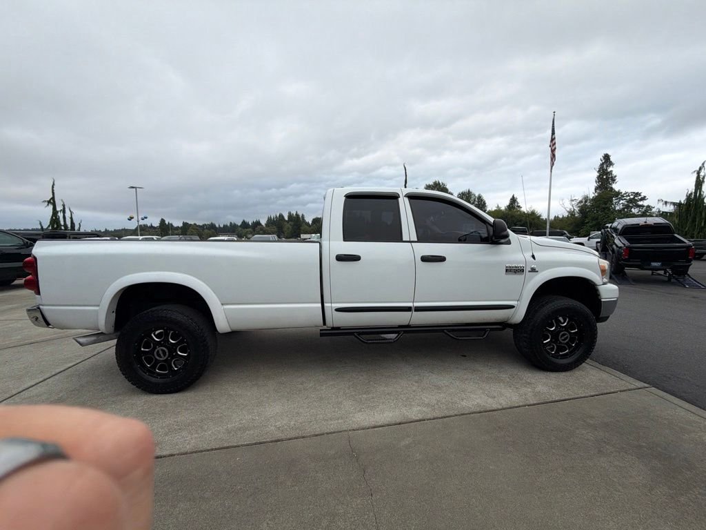 Used 2007 White Dodge SLT image 7