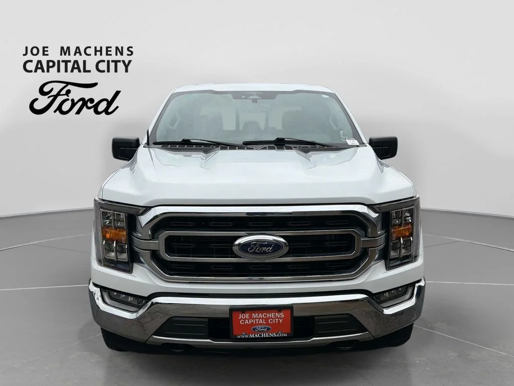 Used 2023 Oxford White Ford XLT image 10