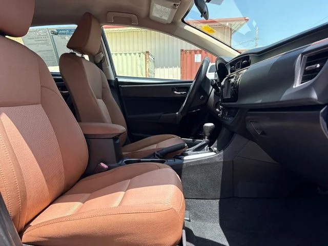 Used 2015 Black Toyota LE image 13