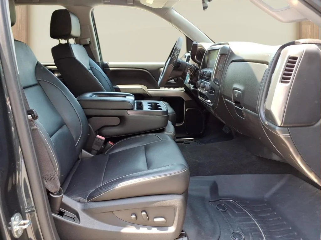 Used 2017 Gray Chevrolet LTZ image 35