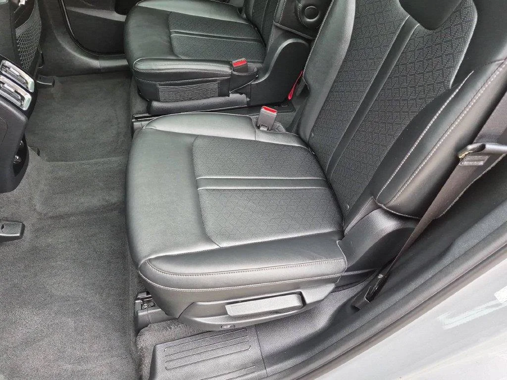Used 2023 Gray Kia X-Line EX image 26