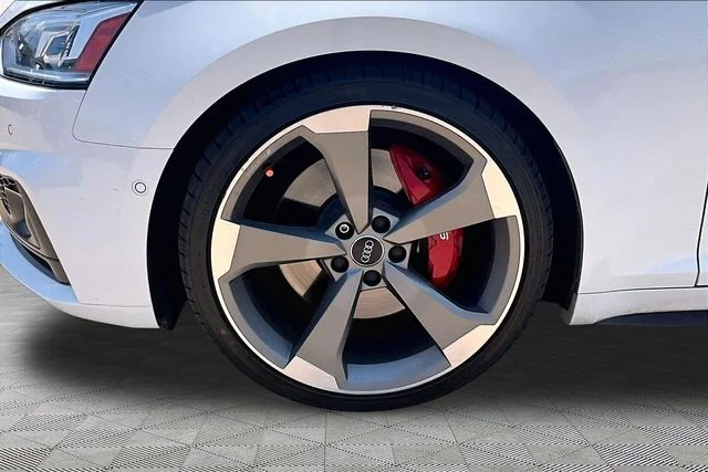 Used 2019 White Audi Prestige image 8
