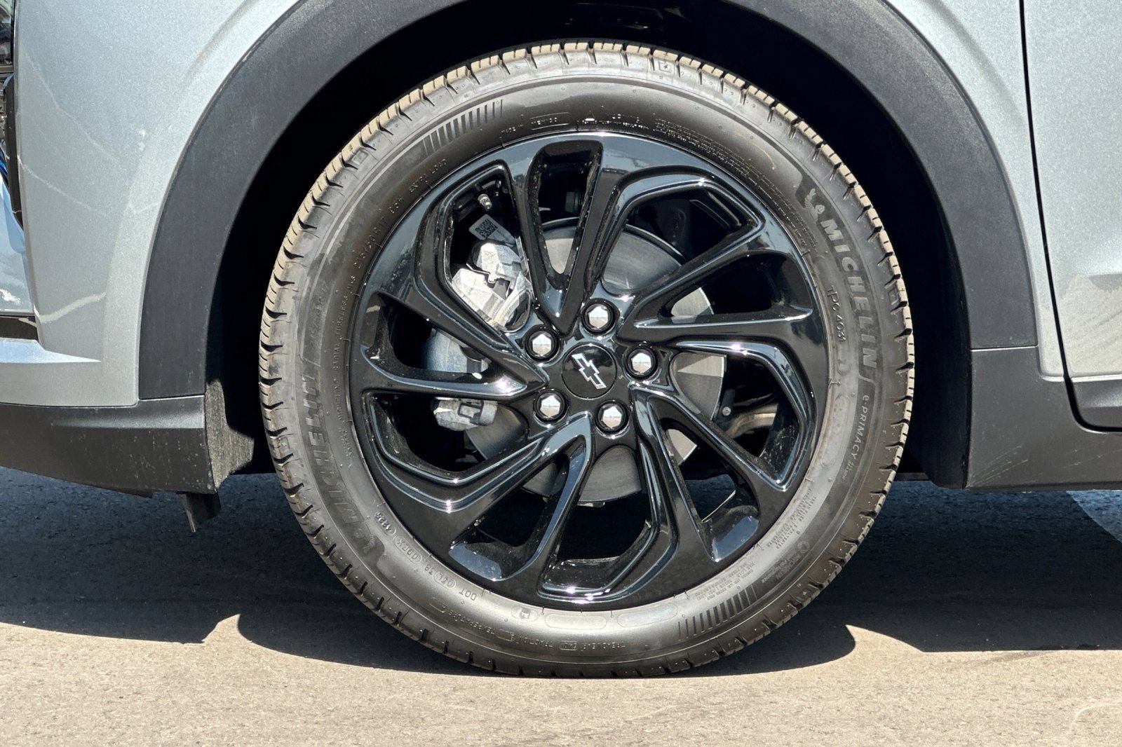 2027 Chevrolet Bolt RS - Photo 24