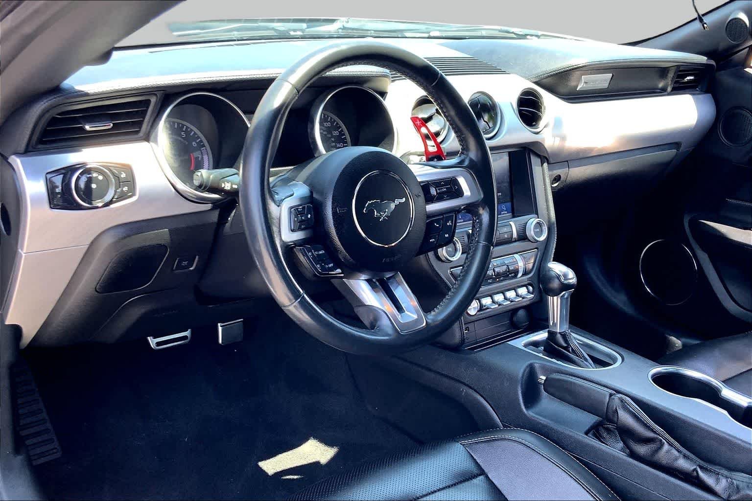Used 2021 Iconic Silver Ford EcoBoost Premium image 13