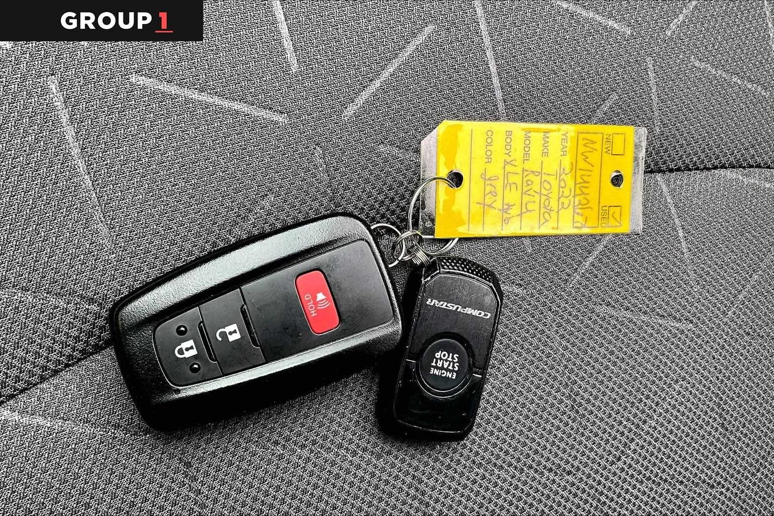 Used 2022 Magnetic Gray Metallic Toyota Hybrid XLE image 15