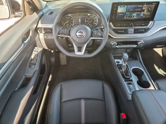 New 2026 Pearl White TriCoat / Super Black Two-tone Nissan SR Midnight Edition® image 13