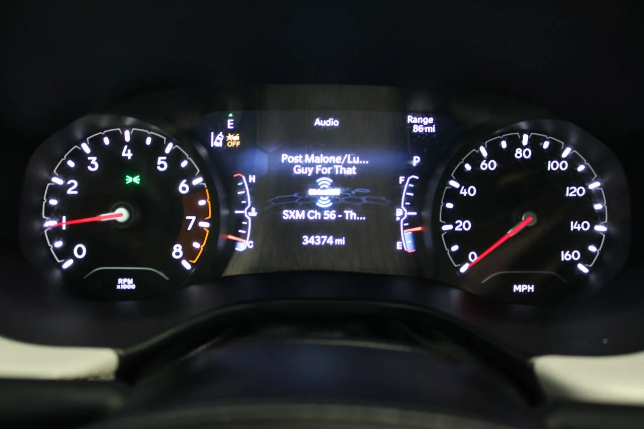 Certified Used 2022 Gray Jeep Limited image 5