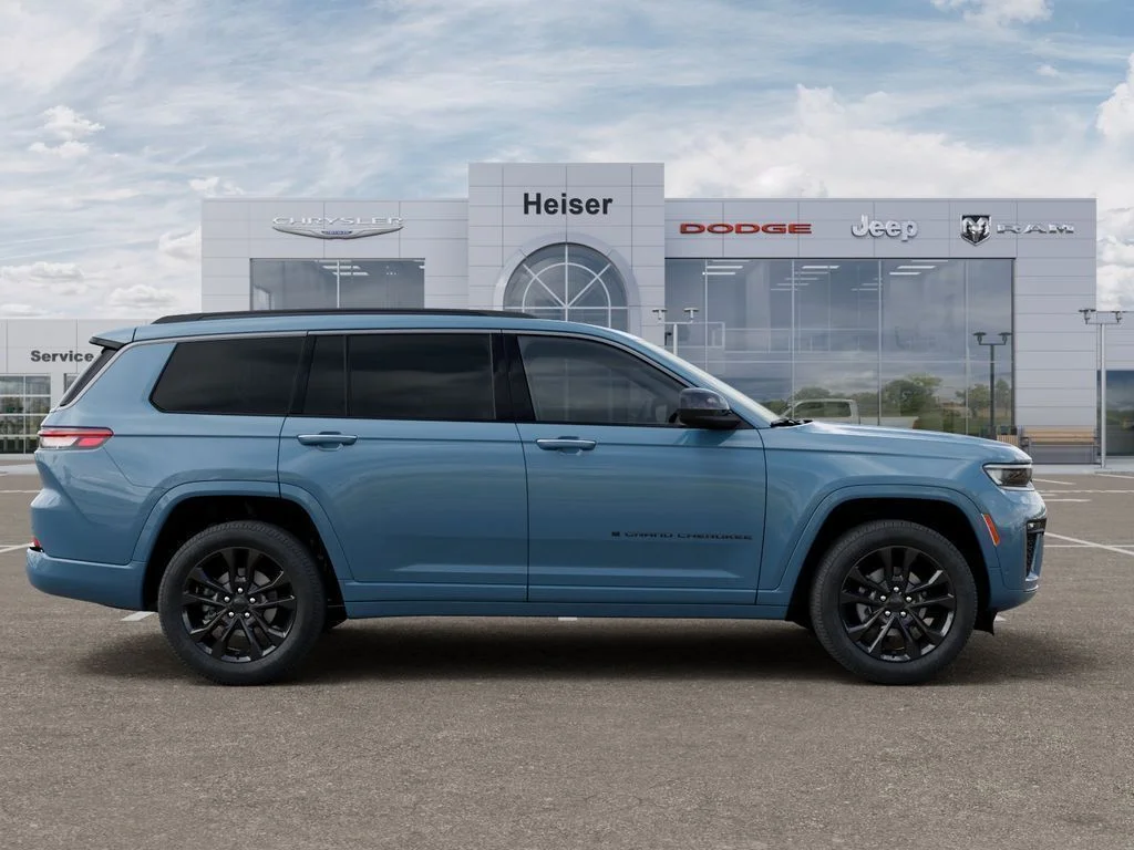 New 2026 Steel Blue Exterior Paint Jeep Limited Reserve image 21