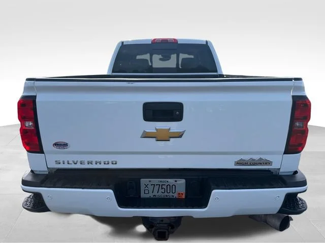 Used 2015 SUMMIT WHITE Chevrolet High Country image 4