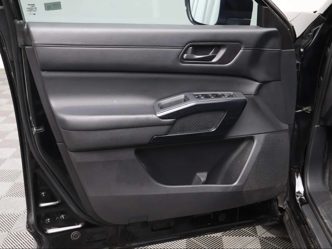 Used 2024 Super Black Nissan S image 7
