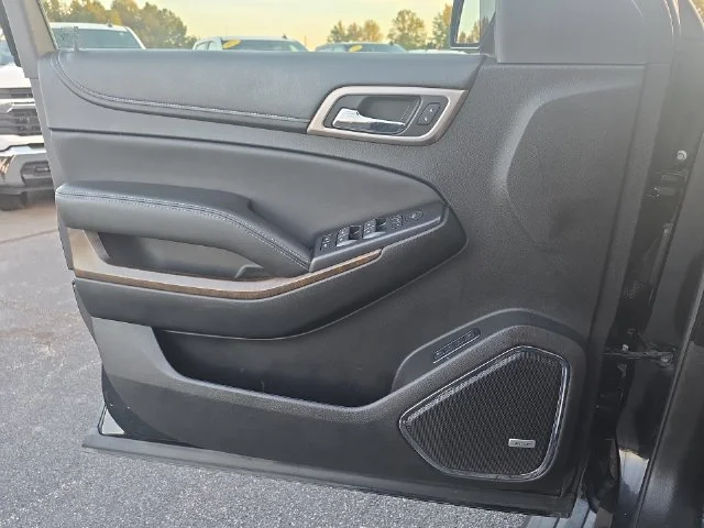 Used 2018 Black GMC Denali image 28