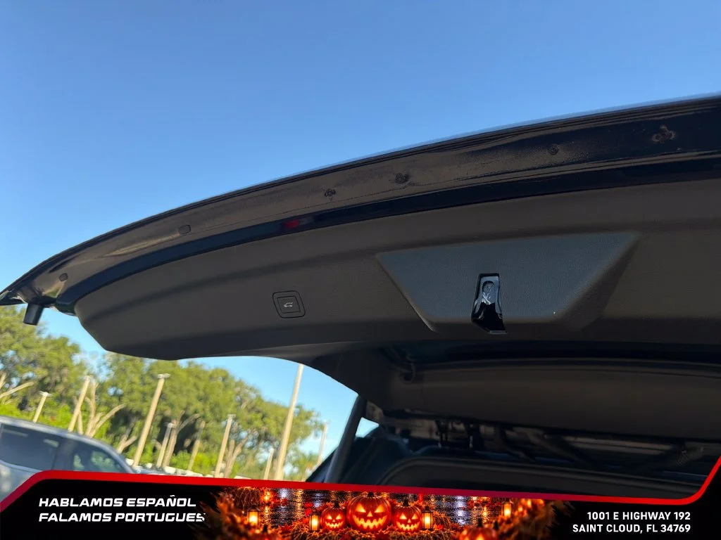 New 2026 Onyx Black GMC AT4 Ultimate image 32