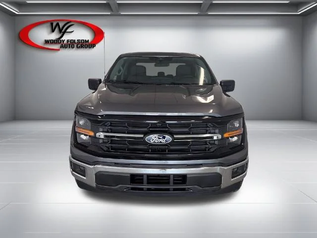 New 2026 Carbonized Gray Metallic Ford XLT image 18