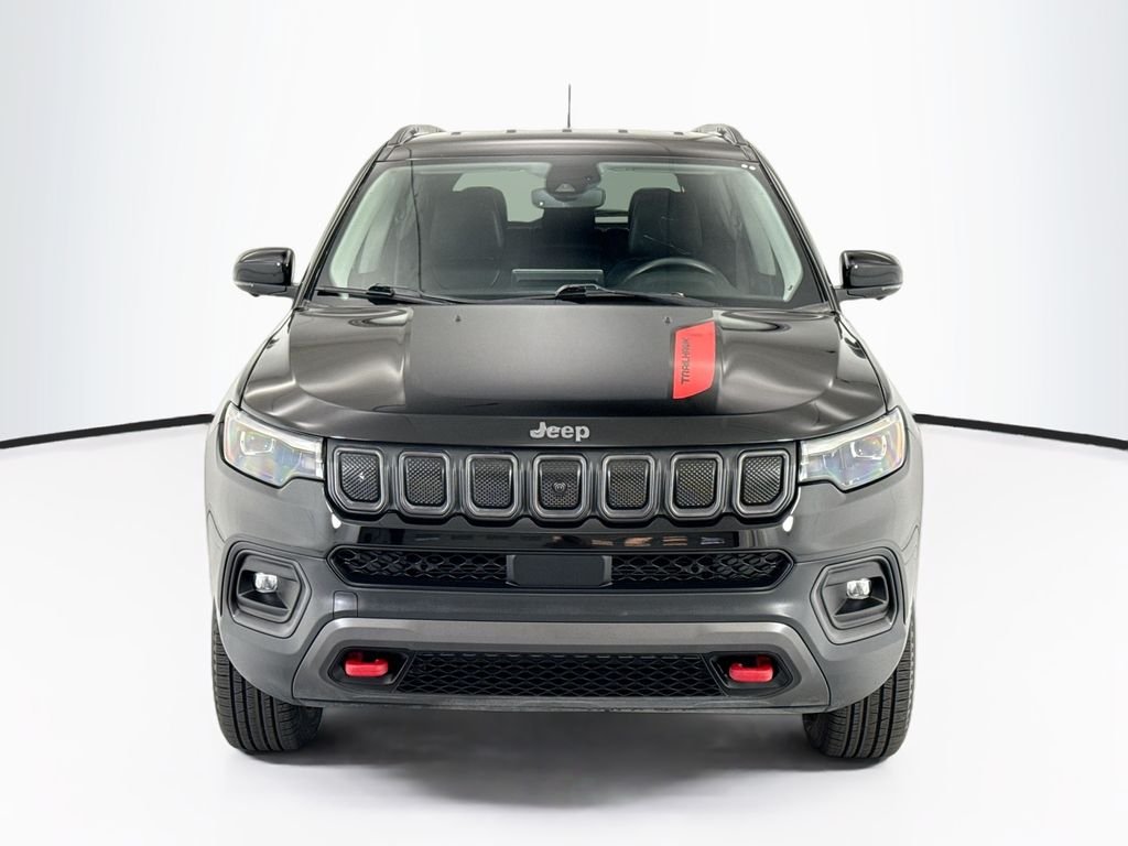 Used 2022 Diamond Black Jeep Trailhawk image 2