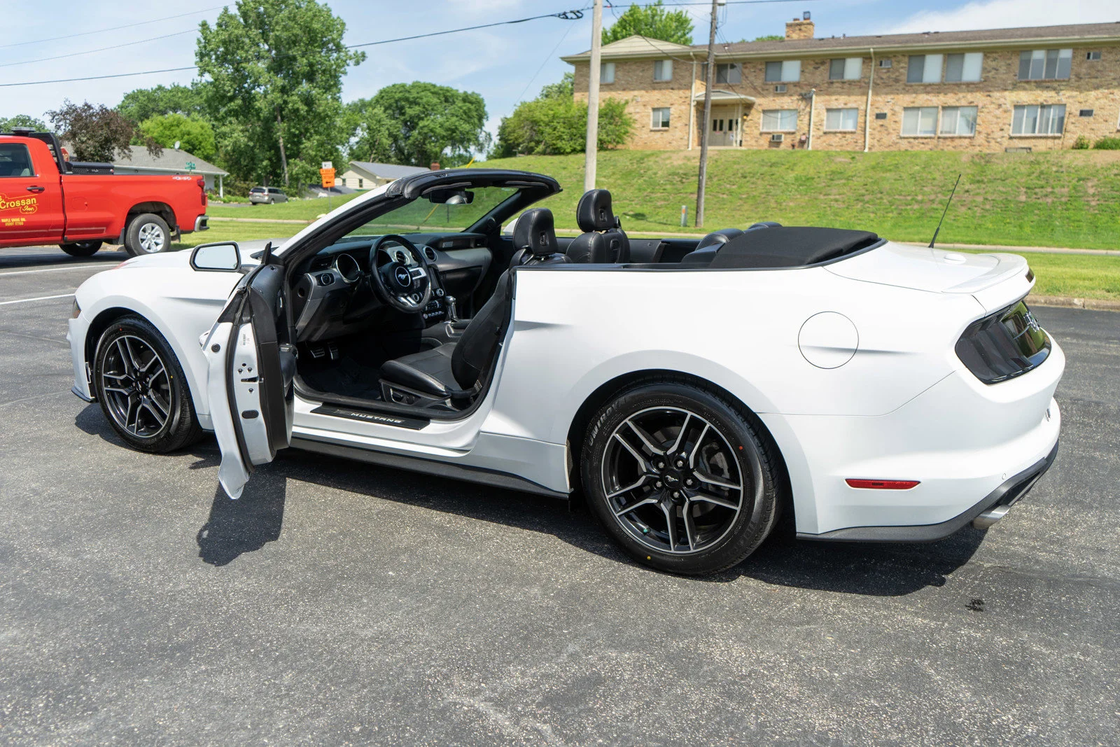 Used 2022 Oxford White Ford EcoBoost Premium image 10