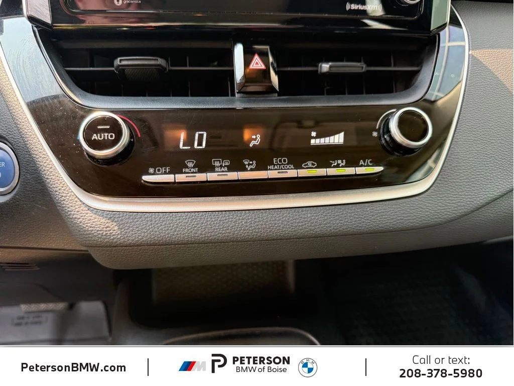 Used 2021  Toyota LE image 24