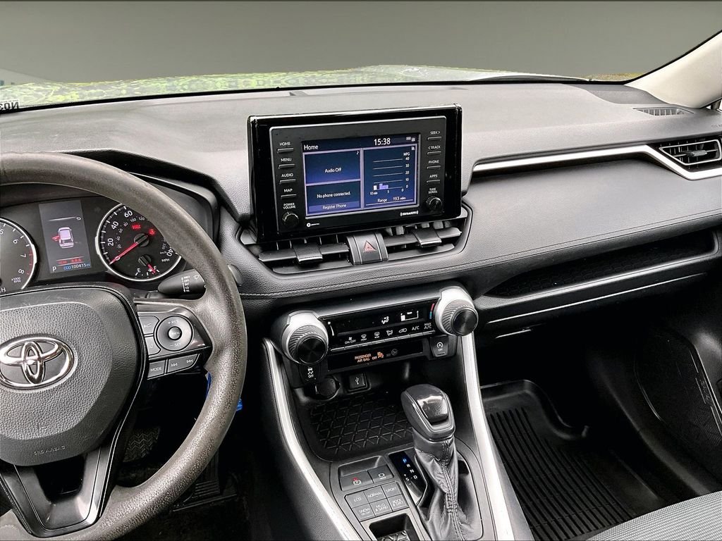 Used 2022 Silver Toyota LE image 17