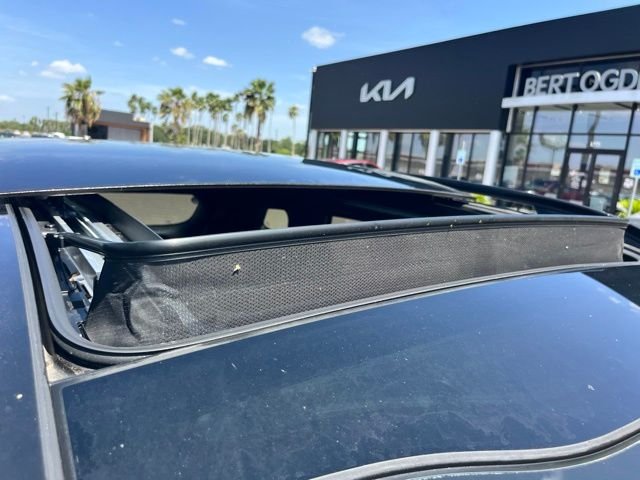 Used 2024 Gray Kia X-Pro Prestige image 8