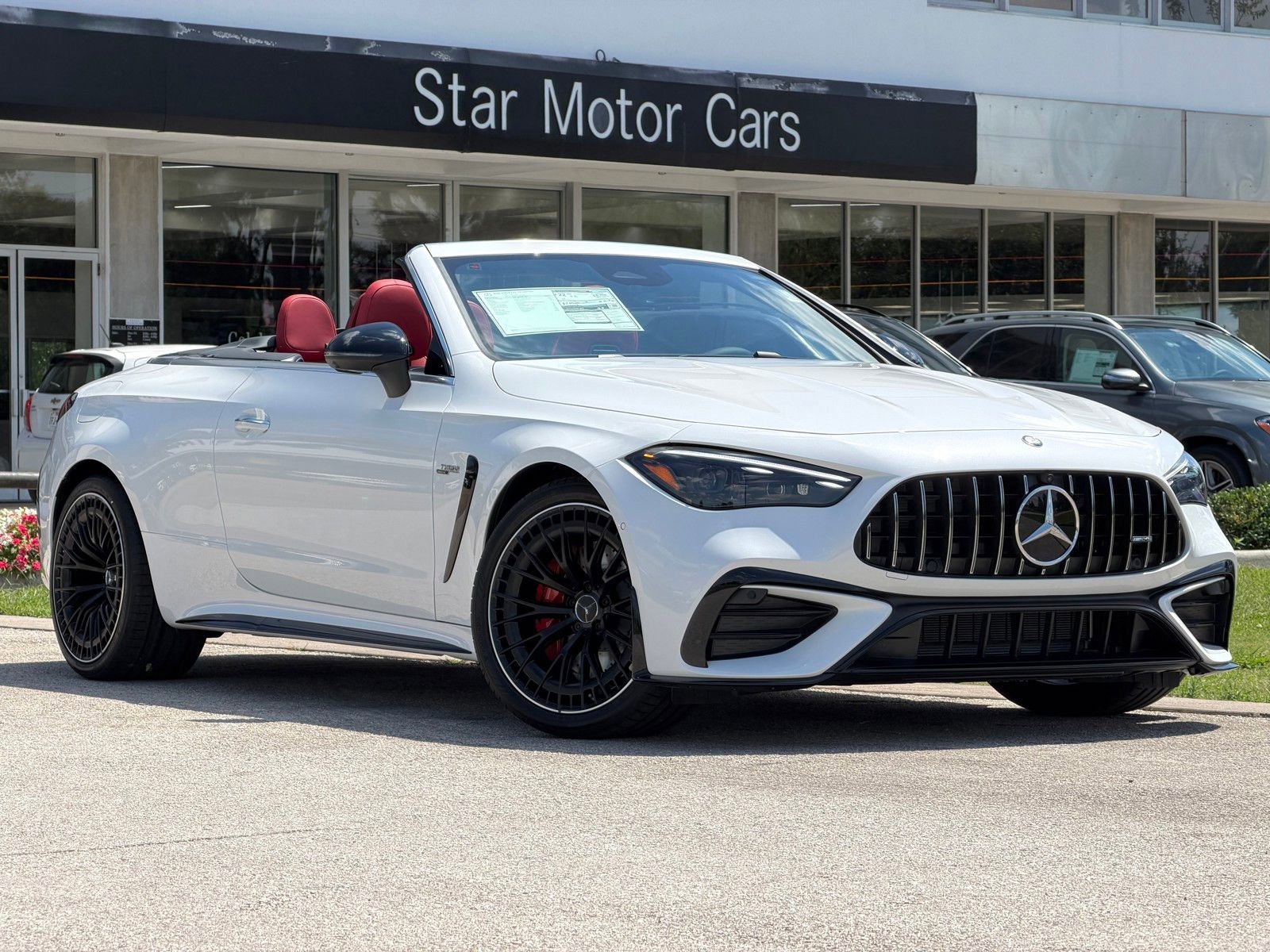 New 2026 MANUFAKTUR Moonlight White Metallic Mercedes-Benz AMG® CLE 53 4MATIC+ Cabriolet image 22