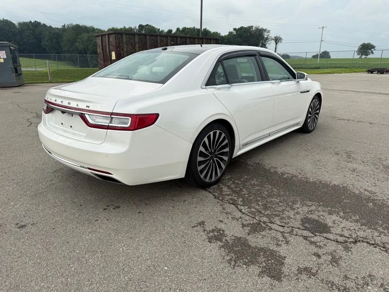 Used 2017 White Lincoln Black Label image 15