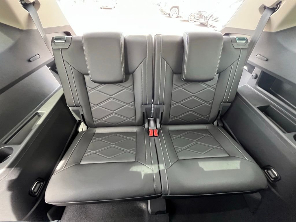 New 2026 Gray Volkswagen 2.0T SE w/Technology image 26