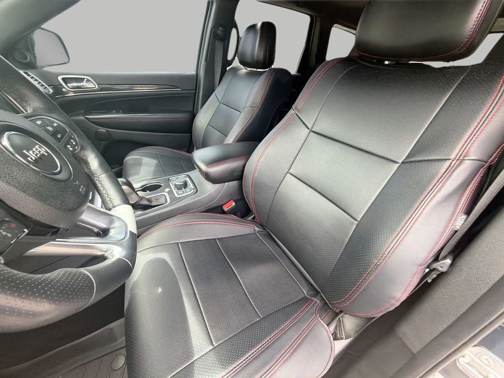Used 2017 Black Jeep Trailhawk image 17