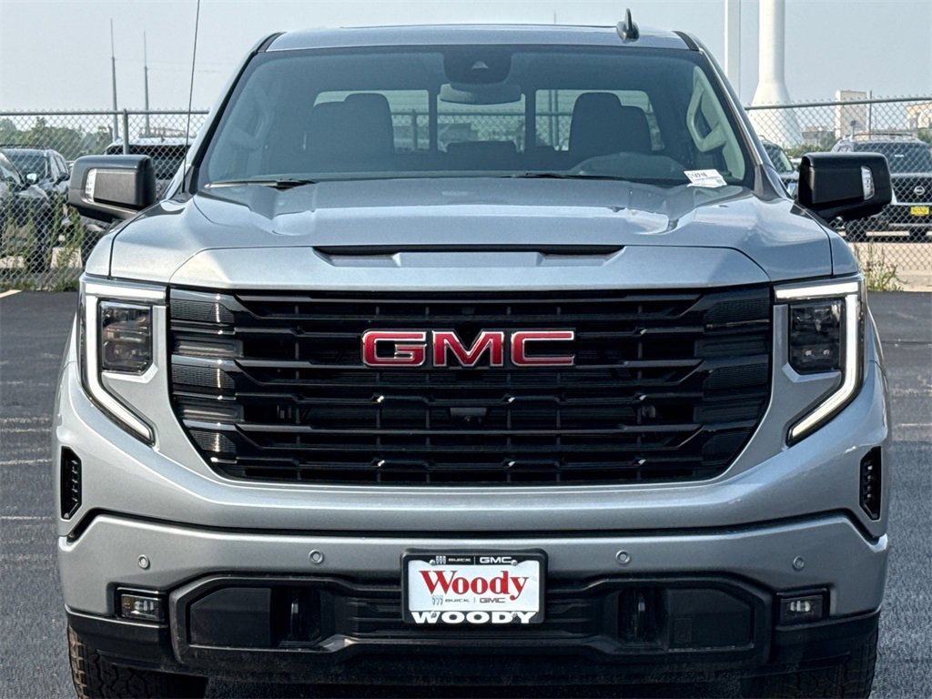 2026 GMC SIERRA - Image 2