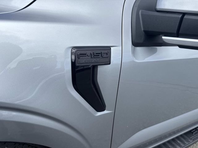 Used 2025 Iconic Silver Metallic Ford Lariat image 11