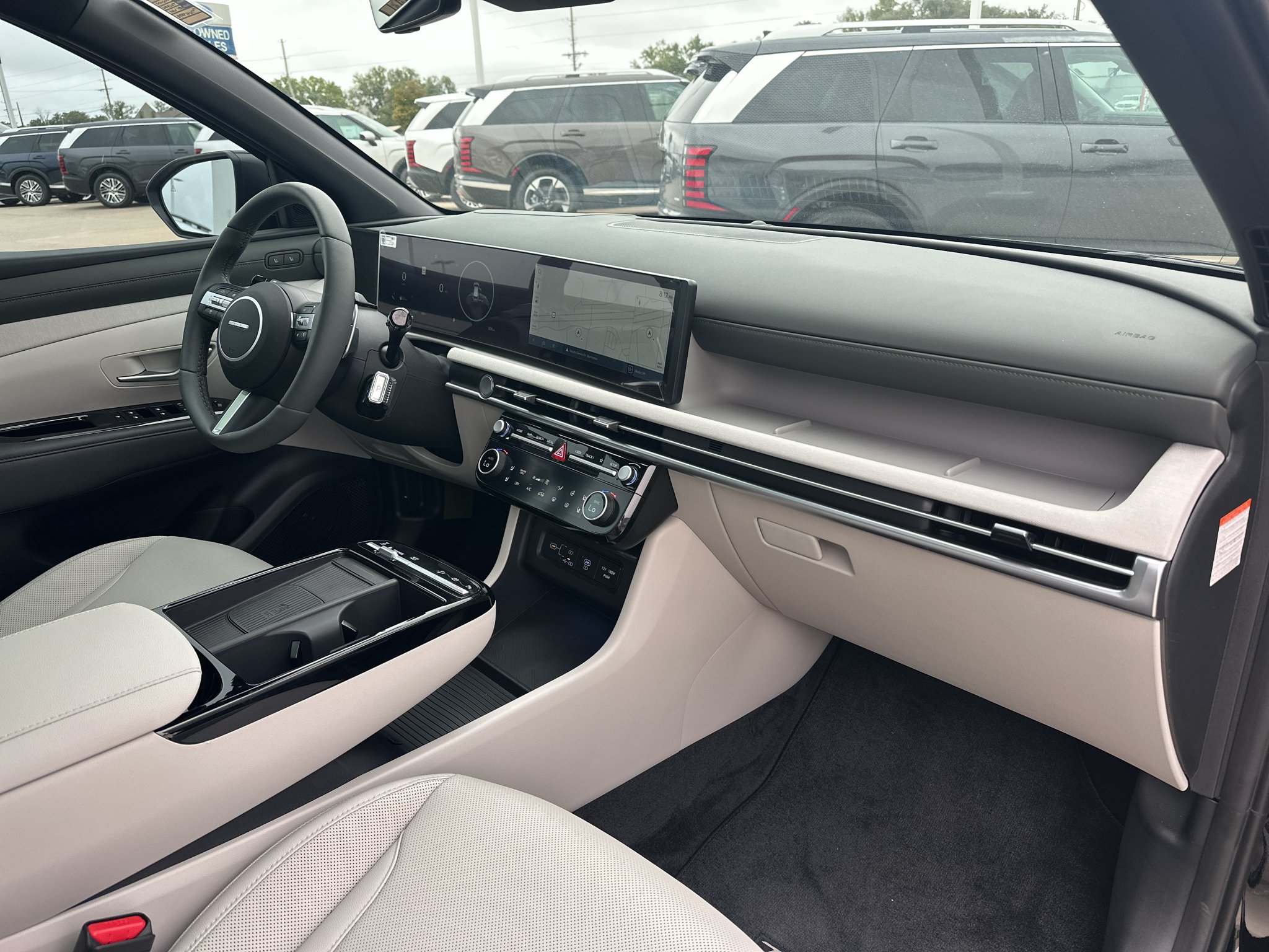 2026 Hyundai Tucson Limited - Photo 6