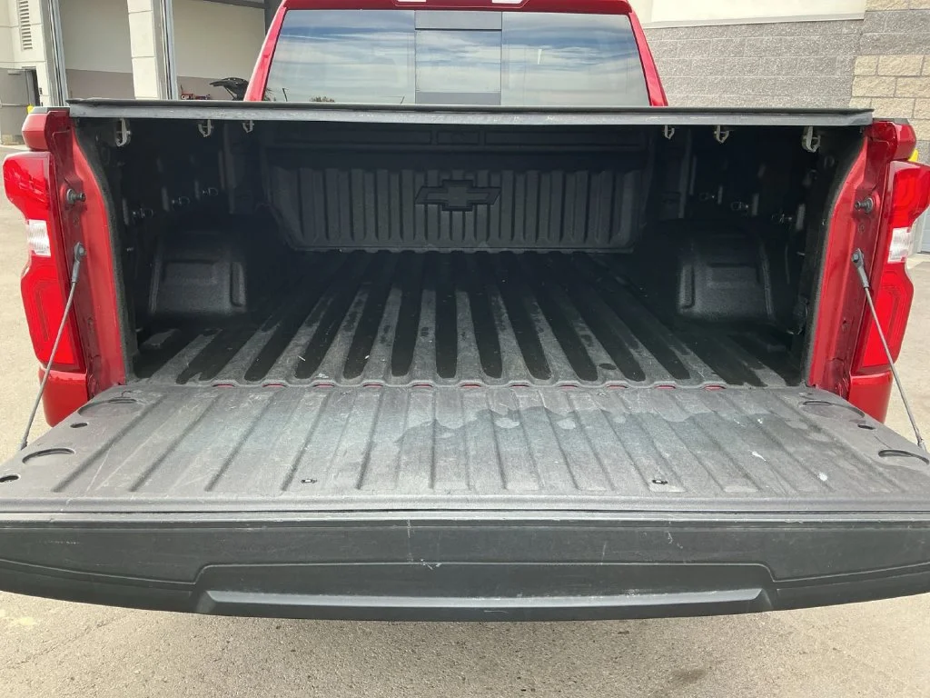 Used 2022 CHERRY RED TINTCOAT Chevrolet LT Trail Boss image 29