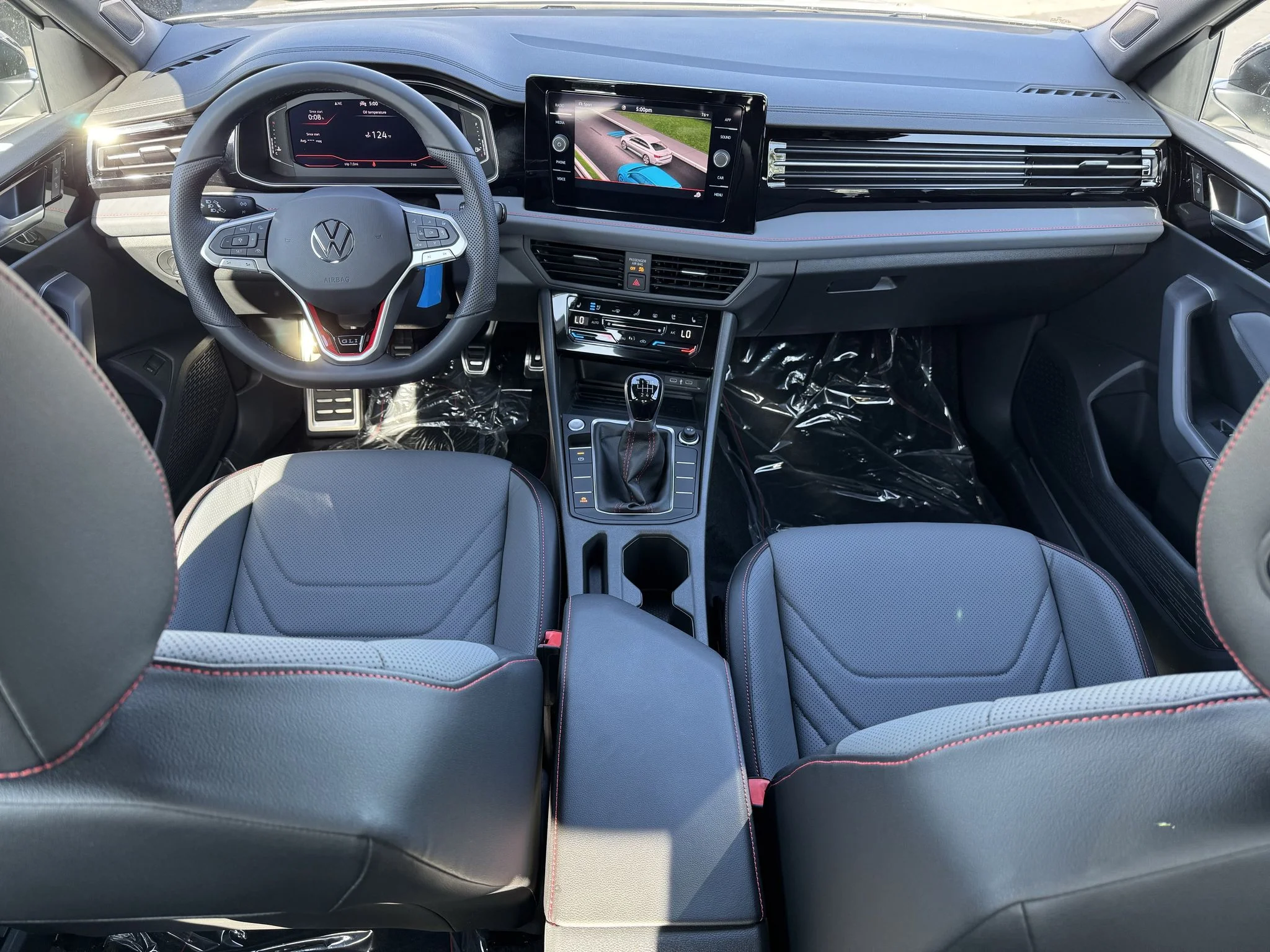New 2026 Pure White w/Deep Black Roof Volkswagen Autobahn image 30