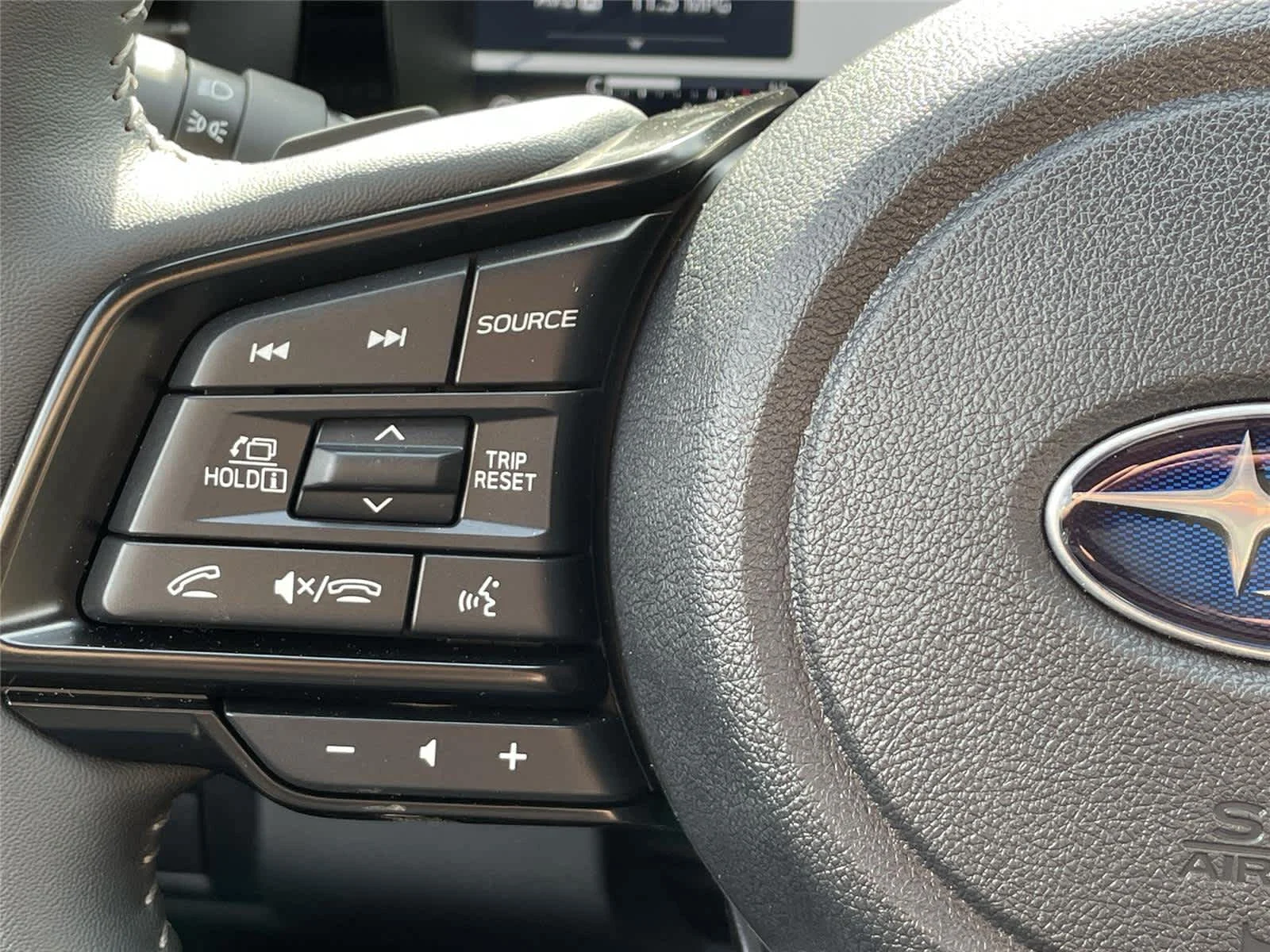 New 2026 CRYSTAL BLACK SILICA Subaru Touring image 30