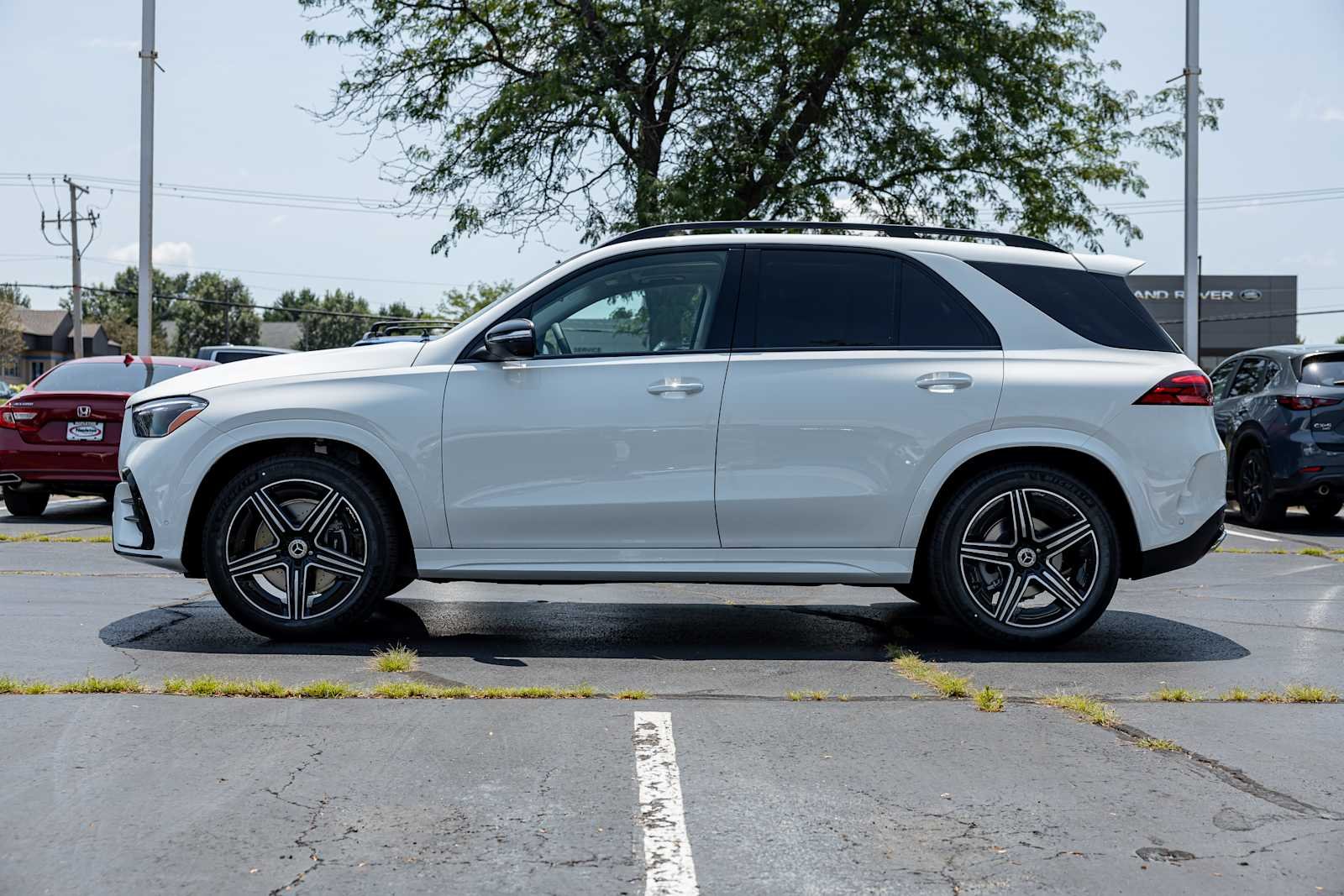 New 2026 Polar White Mercedes-Benz GLE 350 image 3