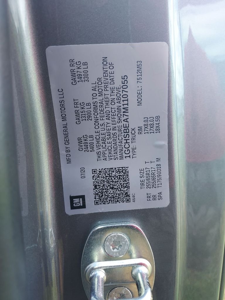 Used 2021 Gray Chevrolet Work Truck image 23
