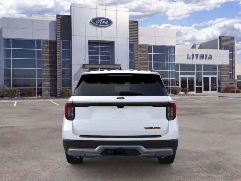 New 2026 Star White Metallic Tri-Coat Ford Tremor® image 5