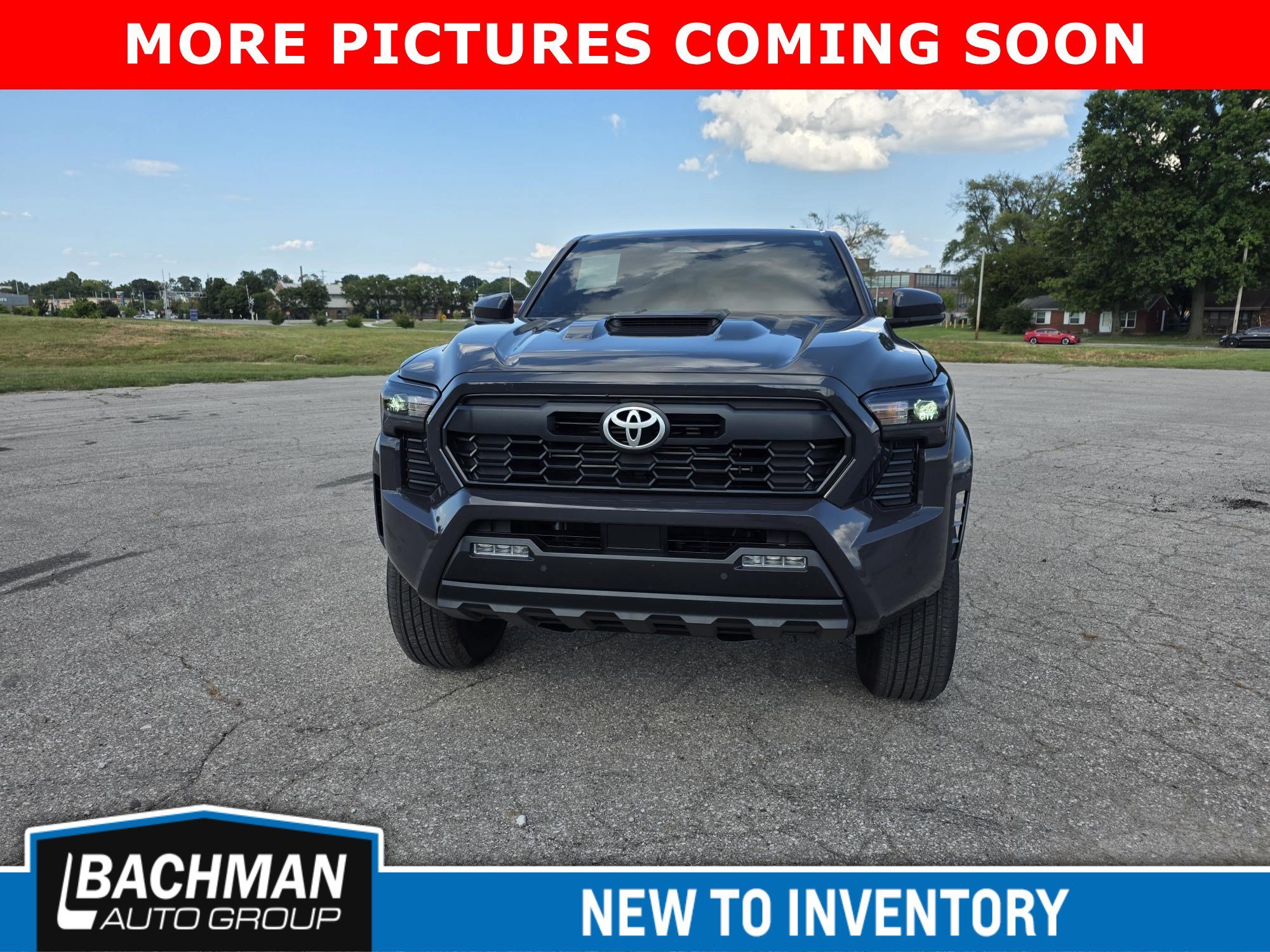 Used 2024 Gray Toyota  image 3