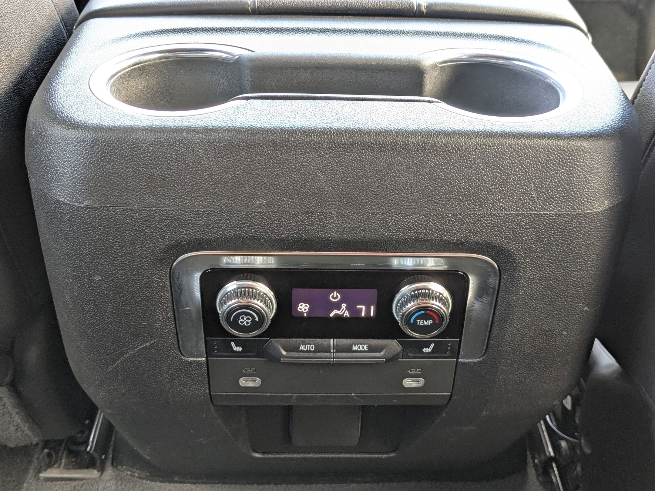 Used 2023 Sterling Metallic GMC SLT image 30