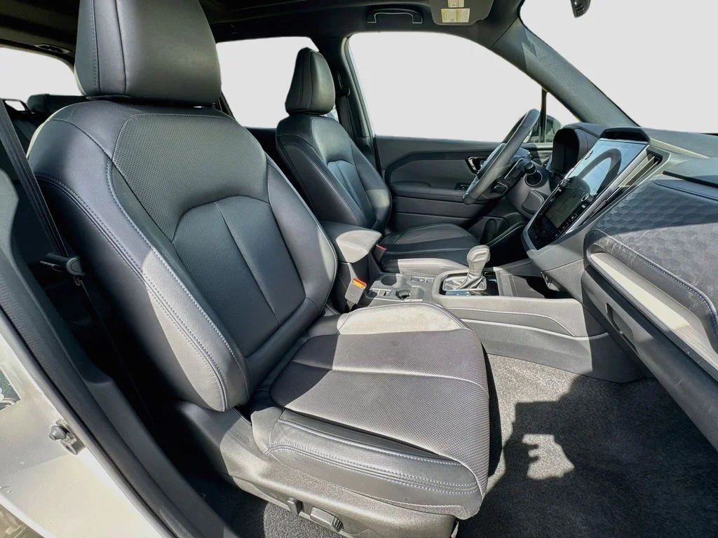 Used 2025 White Subaru Limited image 37