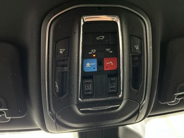 Used 2024 White Jeep Altitude X image 12
