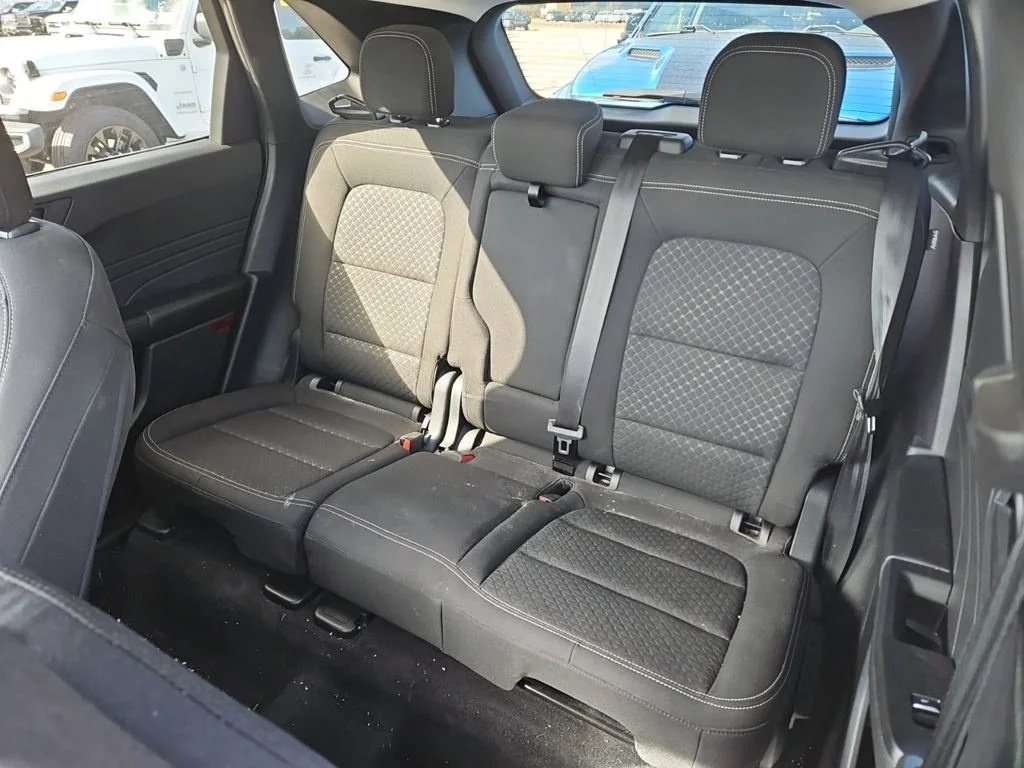Used 2024 White Ford Active image 9