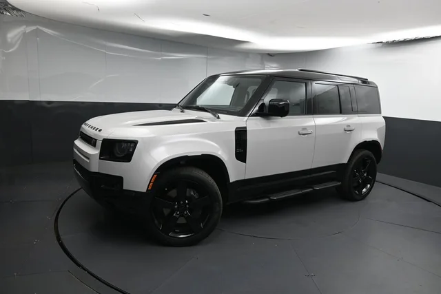 2026 Land Rover Defender 110 X-Dynamic SE