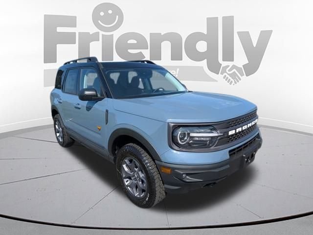 Used 2024 Gray Ford Badlands image 3