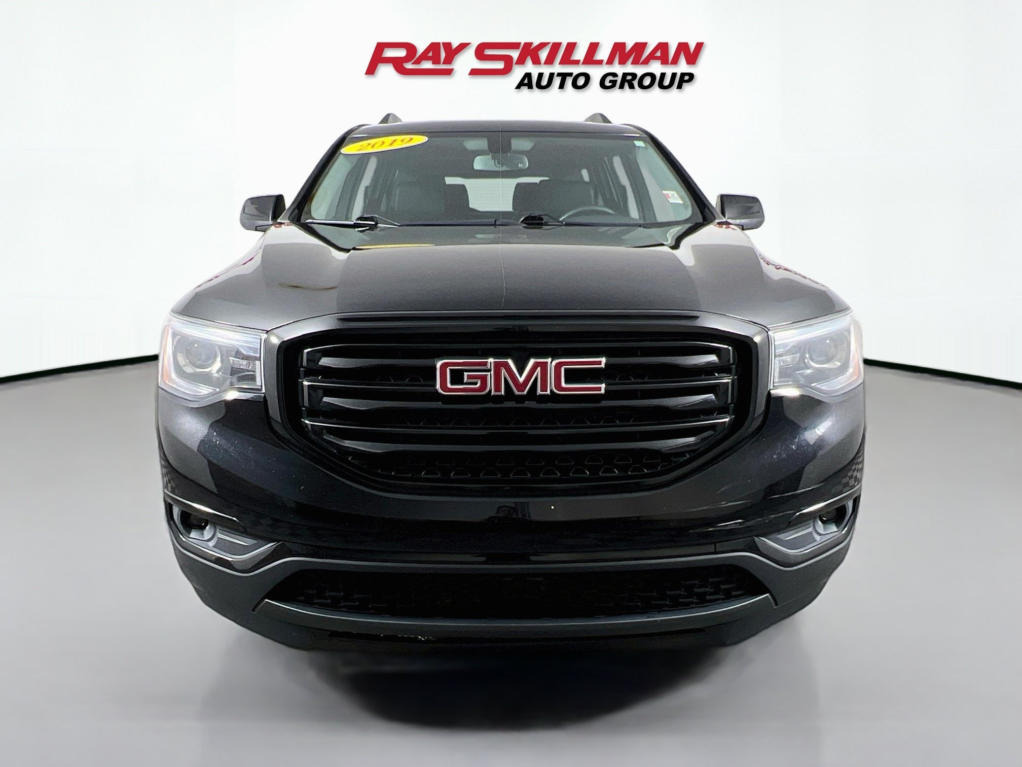 Used 2019 Ebony Twilight Metallic GMC SLT image 2