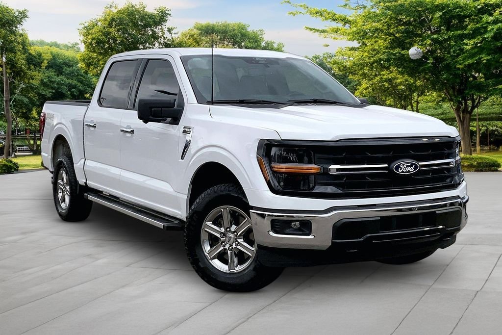 Used 2024 White Ford XLT image 3