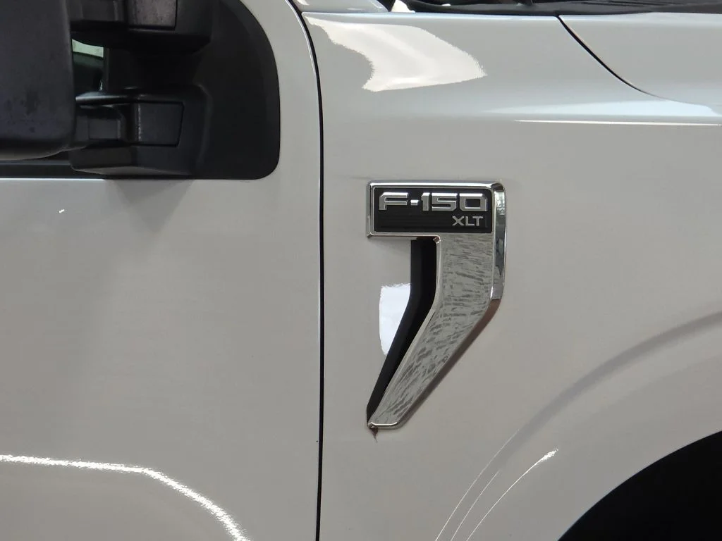 Used 2021 White Ford XLT image 10