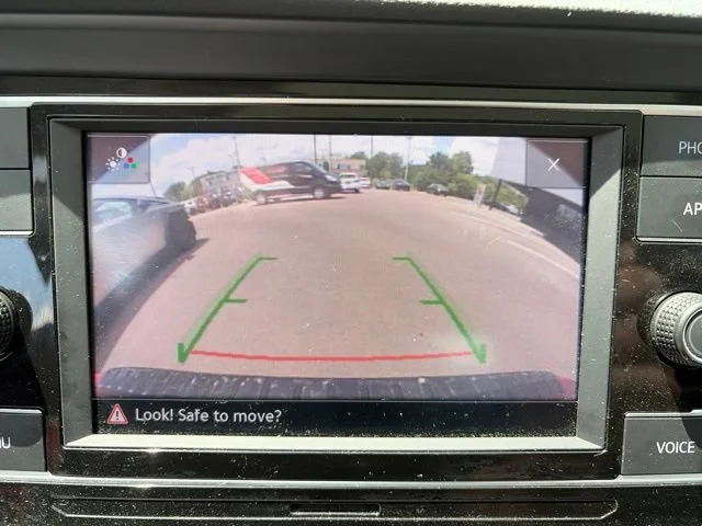 Certified Used 2023  Volkswagen SE image 11