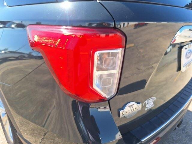 Used 2022 Forged Green Metallic Ford King Ranch image 32