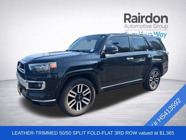 Used 2017 Midnight Black Metallic Toyota SR5 image 3